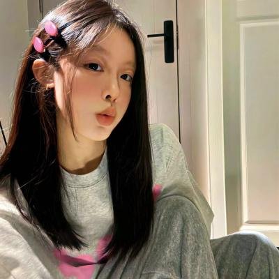 女机械人